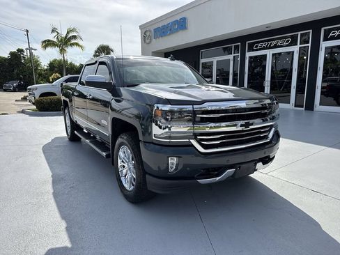 Used 2017 Chevrolet Silverado 1500 High Country AWD/4WD image 7
