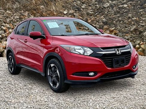 Used 2018 Honda HR-V EX image 9