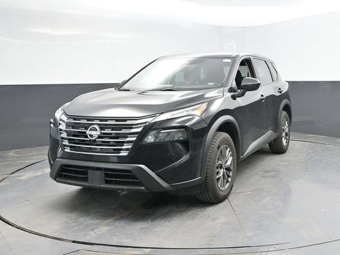 Used 2024 Nissan Rogue S AWD/4WD image 8