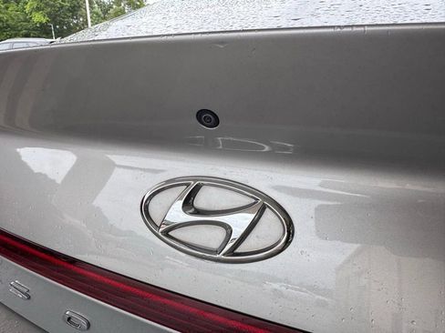 Certified 2023 Hyundai Sonata SE w/ Cargo Package FWD image 14
