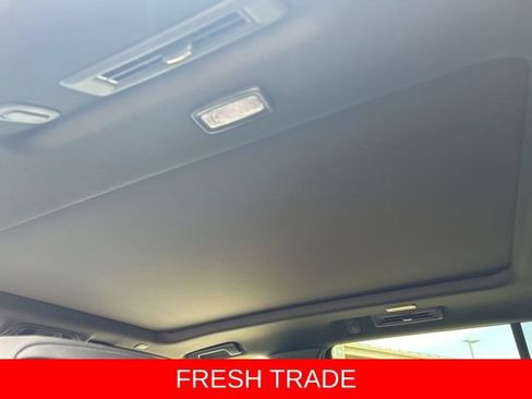 Used 2023 GMC Yukon Denali Ultimate AWD/4WD image 46