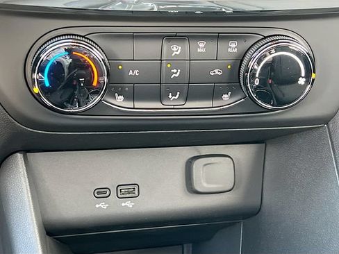 New 2026 Buick Encore GX Preferred w/ Comfort Package FWD image 11