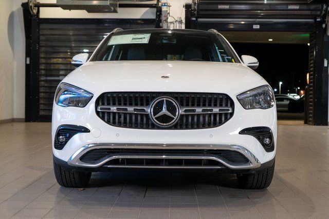 Used 2026 Mercedes-Benz GLA 250 4MATIC image 2