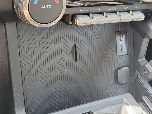New 2026 Toyota Tacoma TRD Off-Road AWD/4WD image 17