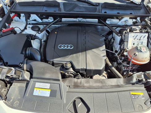 Used 2022 Audi Q5 2.0T Premium AWD/4WD image 3