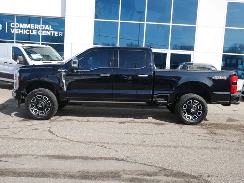 Certified 2024 Ford F350 Platinum AWD/4WD image 26