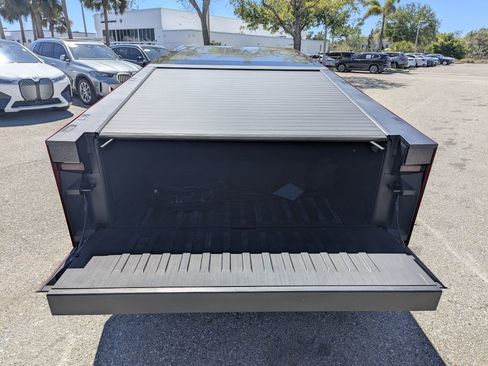 Used 2024 Tesla Cybertruck AWD Crew Cab image 11