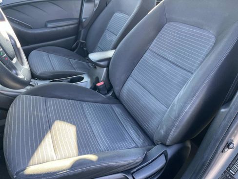 Used 2016 Kia Forte LX w/ LX Popular Plus Package image 28