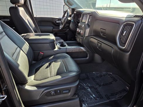 Used 2022 GMC Sierra 3500 Denali w/ Denali Ultimate Package AWD/4WD image 21