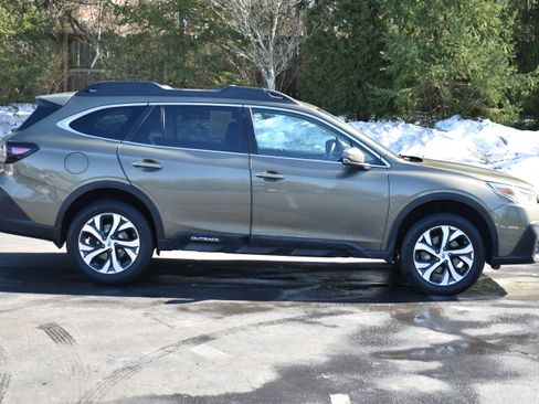 Used 2022 Subaru Outback Limited w/ Popular Package #2 image 35