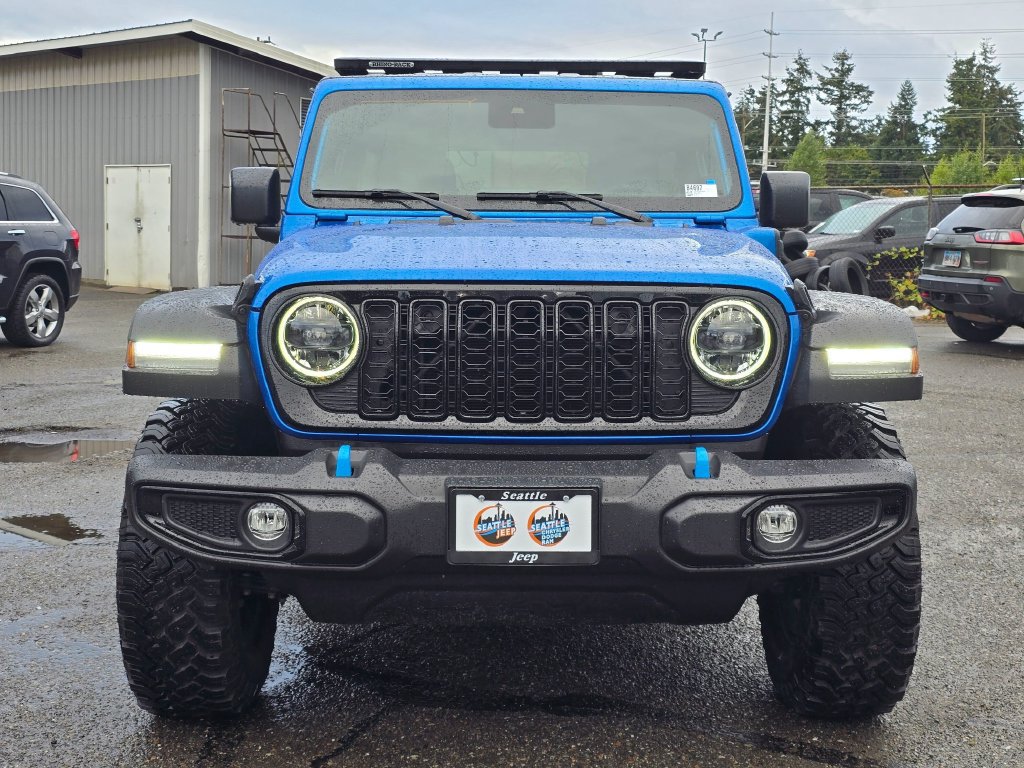 Used 2024 Jeep Wrangler Unlimited AWD/4WD image 3