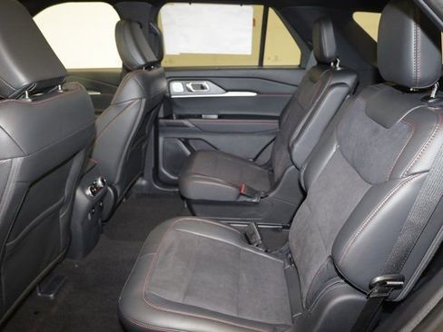 New 2025 Ford Explorer ST image 18