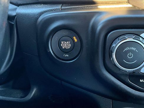 Certified 2022 Jeep Gladiator Overland w/ Popular Equipment Package image 26