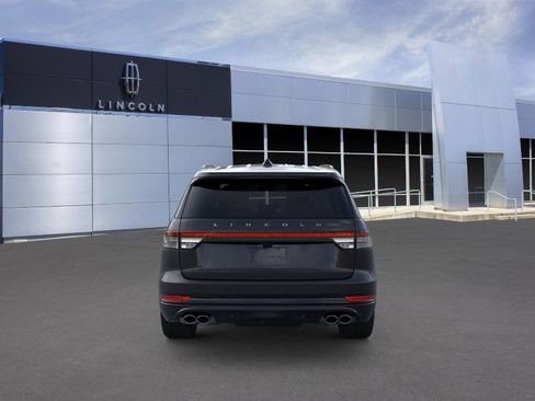 New 2026 Lincoln Aviator Reserve w/ Luxury Package RWD image 5