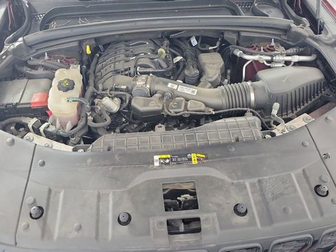 Used 2023 Jeep Grand Cherokee Limited w/ Luxury Tech Group II image 11