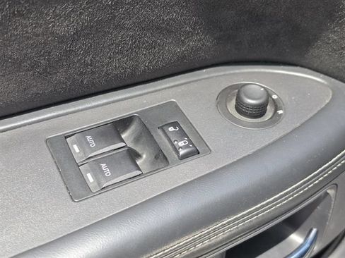 Used 2009 Dodge Challenger SRT8 w/ SRT Option Group II RWD image 23