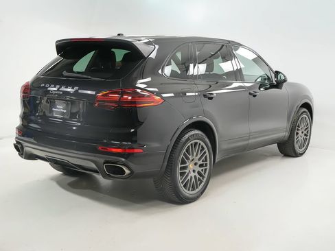 Used 2017 Porsche Cayenne Platinum Edition AWD/4WD image 10