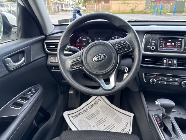 Used 2017 Kia Optima LX FWD image 15