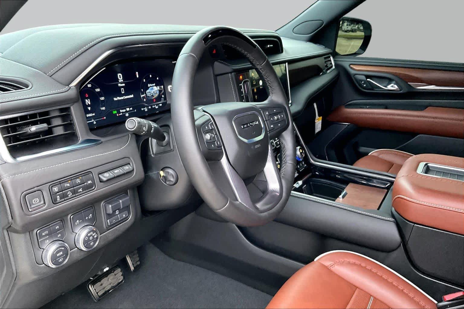 Used 2024 GMC Yukon Denali Ultimate AWD/4WD image 18