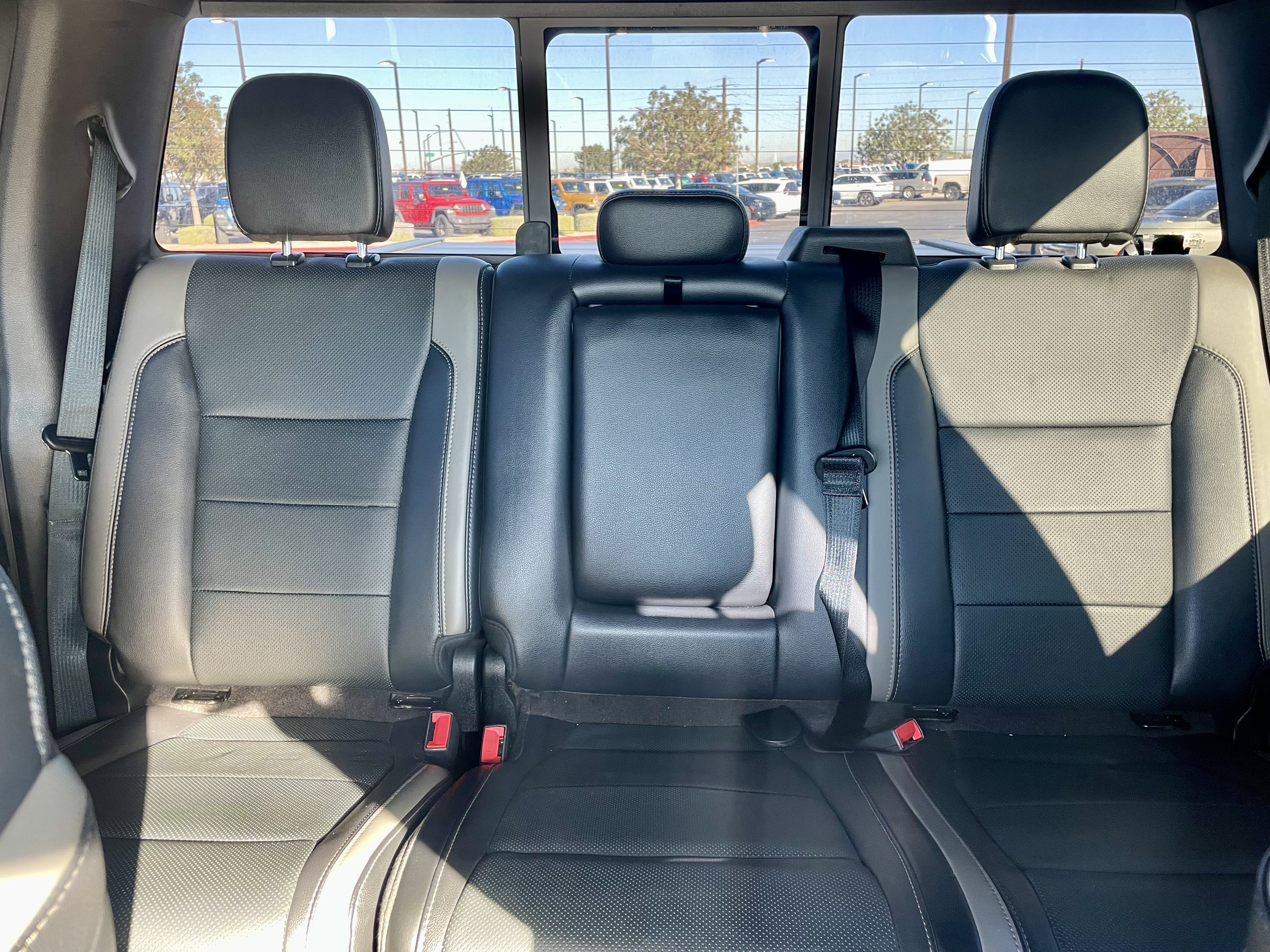 Used 2018 Ford F150 Raptor w/ Equipment Group 801A Mid AWD/4WD image 22