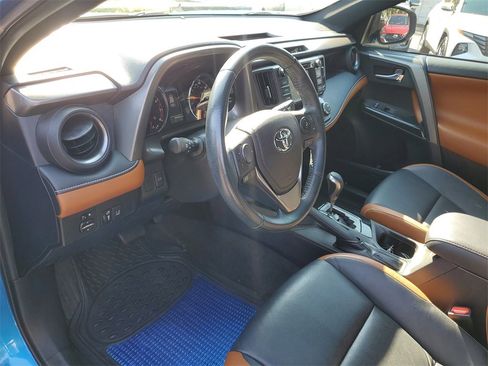 Used 2017 Toyota RAV4 SE image 20