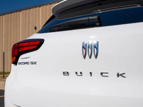 Used 2025 Buick Encore GX Preferred image 12