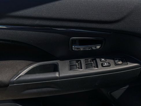 Used 2024 Mitsubishi Outlander Sport ES AWD/4WD image 24