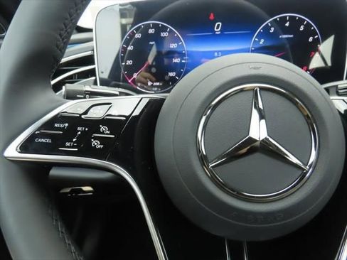 New 2026 Mercedes-Benz E 350 4MATIC Sedan image 12