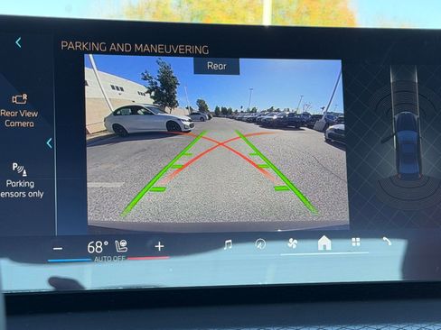 New 2026 BMW 330i Sedan w/ M Sport Package image 23