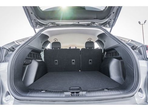 Used 2022 Ford Escape SE w/ SE Sport Appearance Package image 29