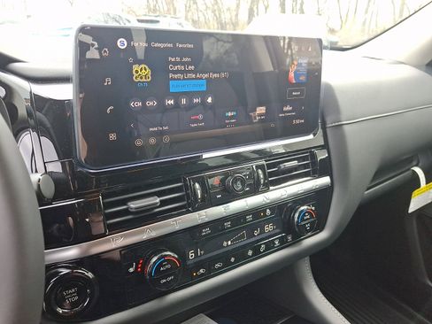 New 2026 Nissan Pathfinder SL AWD/4WD image 8