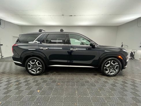 Used 2023 Hyundai Palisade Limited image 6