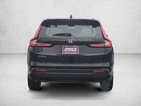 Used 2023 Honda CR-V LX image 7