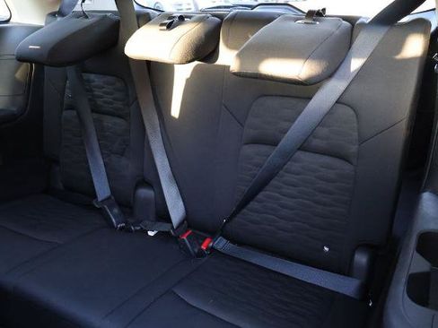 Certified 2025 Nissan Pathfinder SV FWD image 12