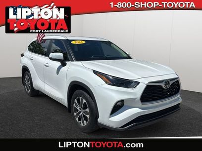Used 2025 Toyota Highlander XLE