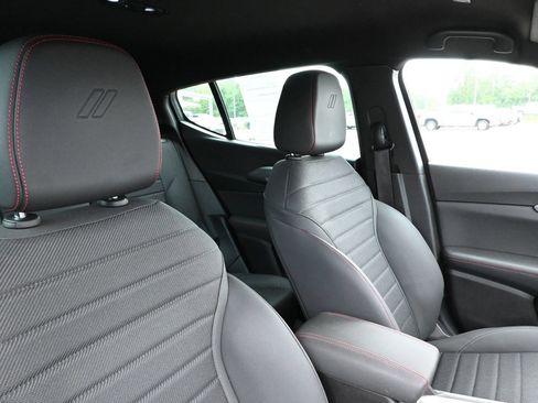 Used 2023 Dodge Hornet GT w/ Cold Weather Group AWD/4WD image 32