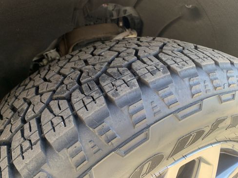 Used 2023 GMC Sierra 1500 SLT w/ SLT Premium Plus Package image 30