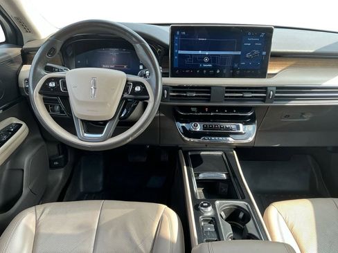 Certified 2023 Lincoln Corsair Reserve w/ Equipment Group 201A image 17