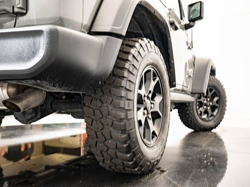 Used 2022 Jeep Wrangler Sport AWD/4WD image 49