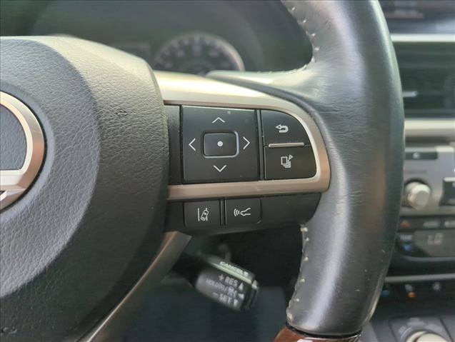 Used 2018 Lexus ES 350 w/ Luxury Package w/Wood Trim FWD image 17