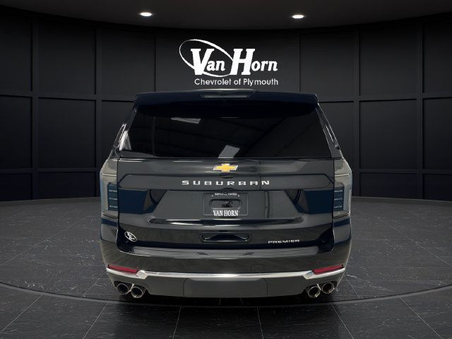 Used 2025 Chevrolet Suburban Premier AWD/4WD image 6