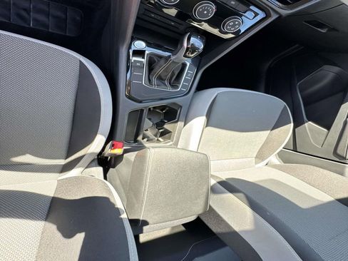 Used 2024 Volkswagen Taos S image 24