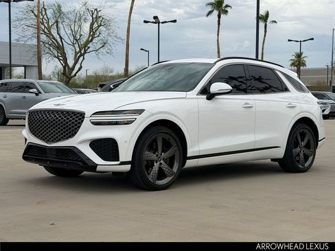 Used 2023 Genesis GV70 2.5T w/ Sport Prestige Package AWD/4WD image 2