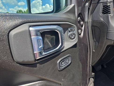 Used 2026 Jeep Gladiator Mojave AWD/4WD image 37