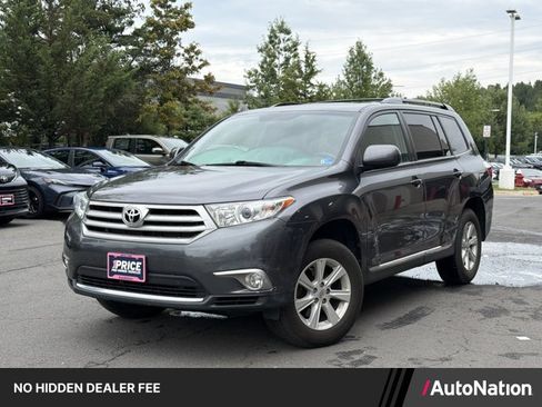 Used 2013 Toyota Highlander SE AWD/4WD image 1