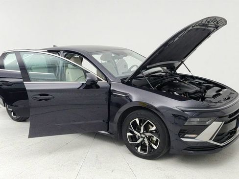 Used 2025 Hyundai Sonata SEL FWD image 9