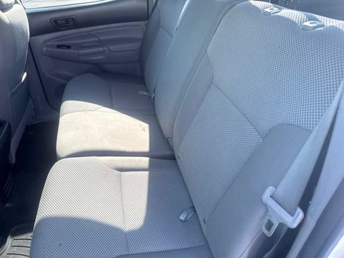 Used 2015 Toyota Tacoma 4x4 Double Cab w/ TRD Sport Package image 17