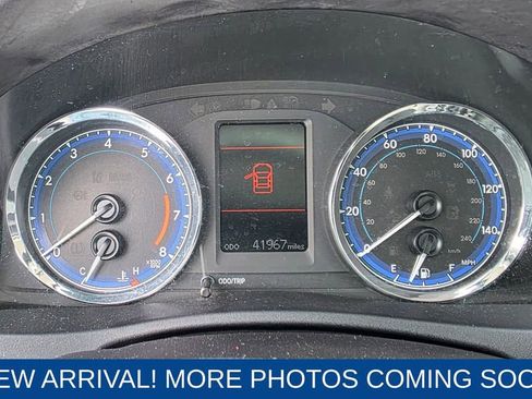 Used 2019 Toyota Corolla L image 17