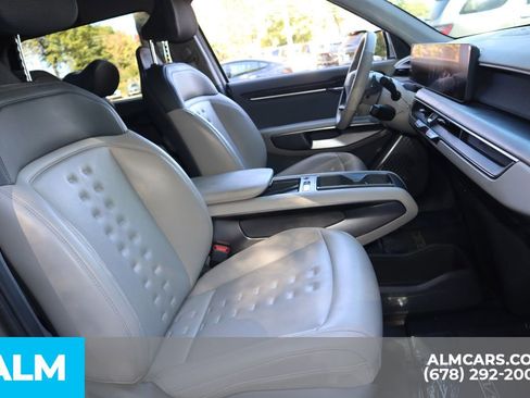 Used 2024 Kia EV9 Wind image 32