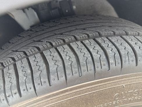 Used 2023 Kia Sportage LX AWD/4WD image 15